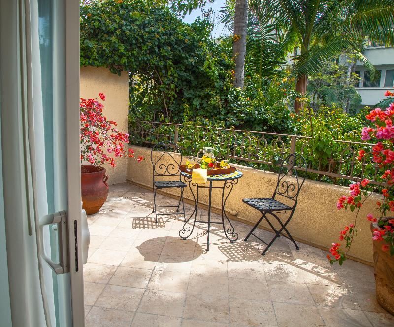 Western Sunset Plaza Hotel 4*